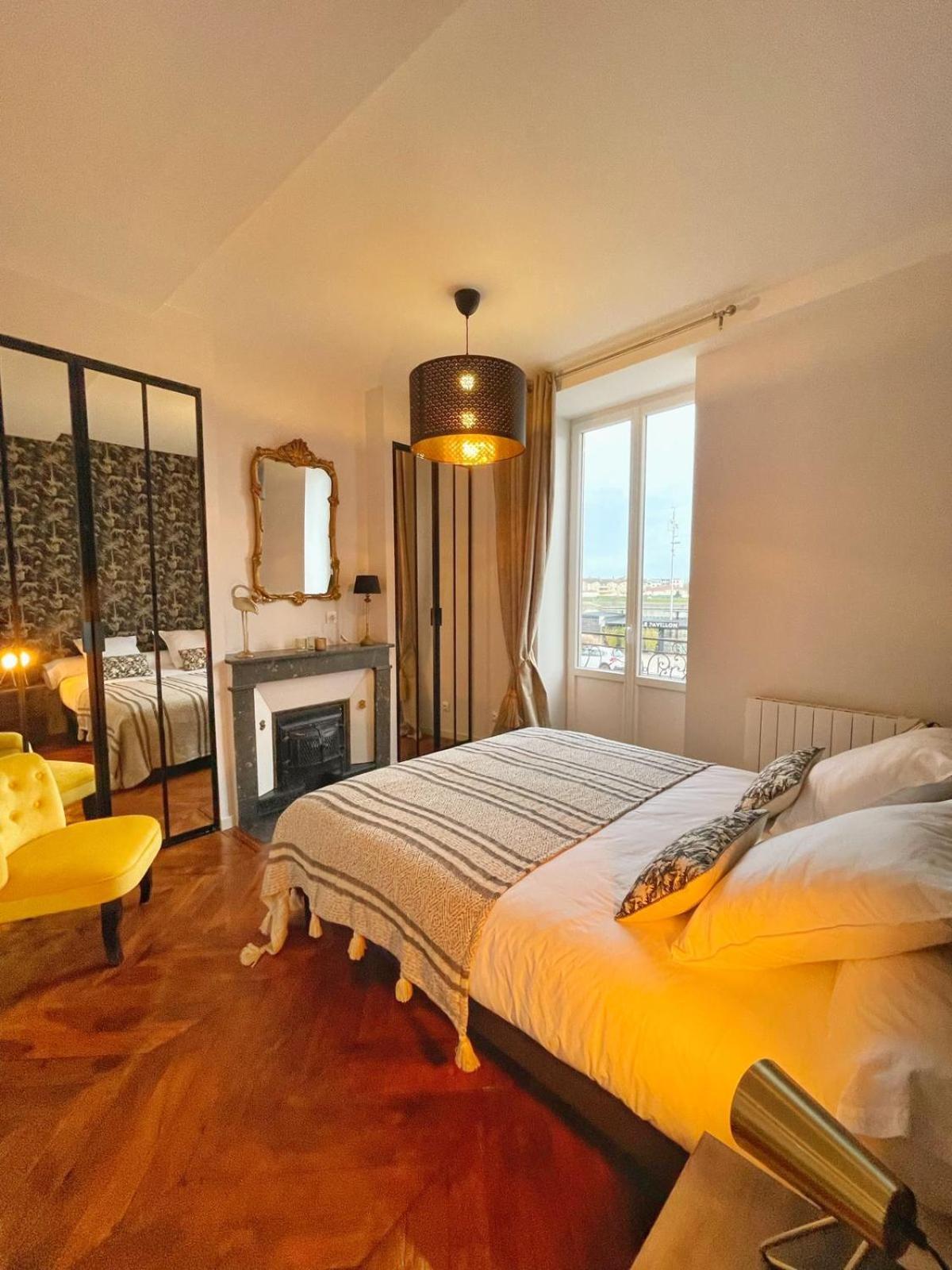 Center Macon Charmant Appartement Avec Vue Sur La Saone 외부 사진